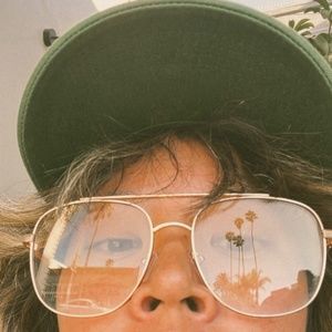 Meet your Posher, Christie